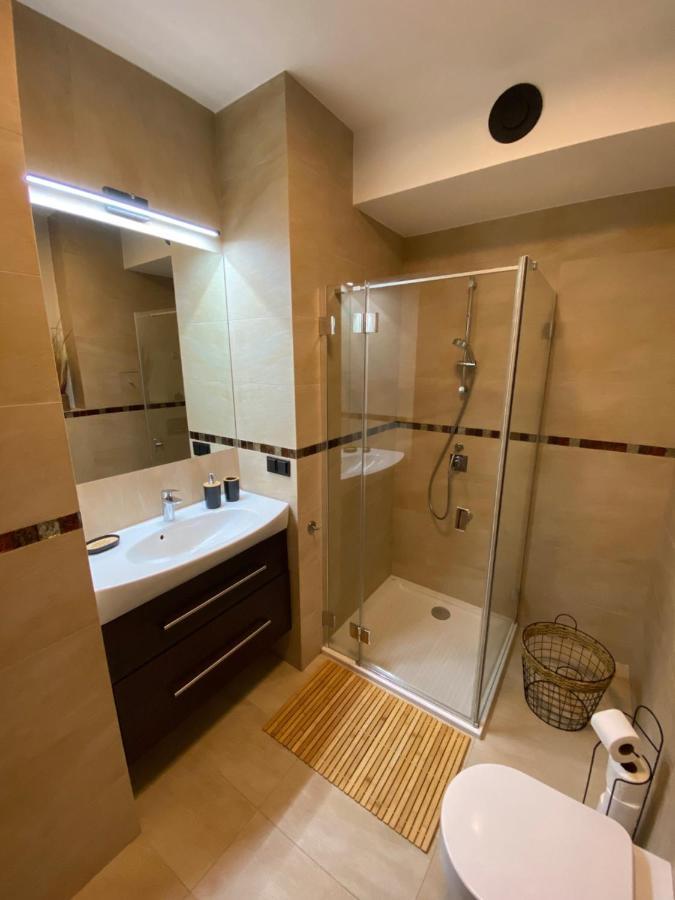 Secret Apartments Chelmska 55M2 Varsóvia Exterior foto