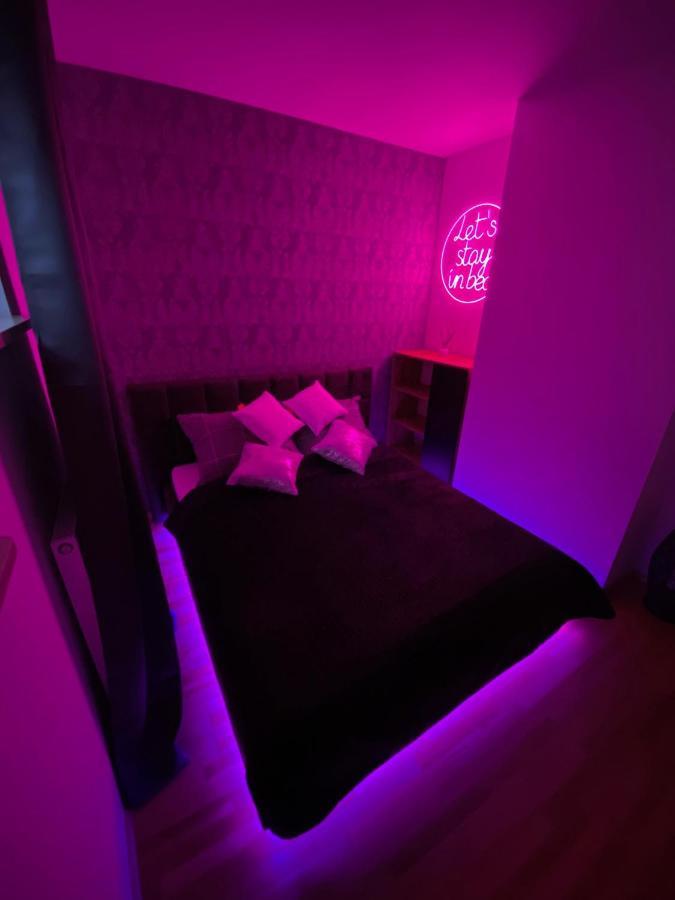 Secret Apartments Chelmska 55M2 Varsóvia Exterior foto