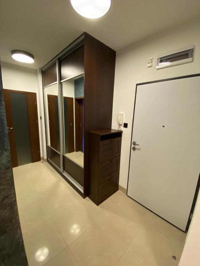Secret Apartments Chelmska 55M2 Varsóvia Exterior foto